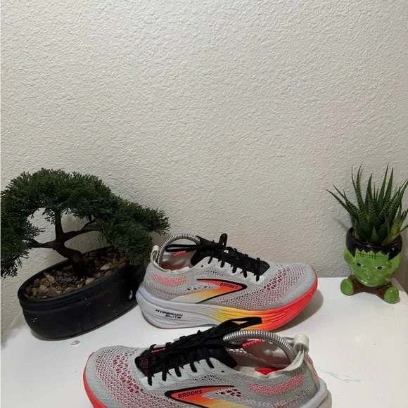 Brooks Hyperion Elite 4 - Picture 4 of 5